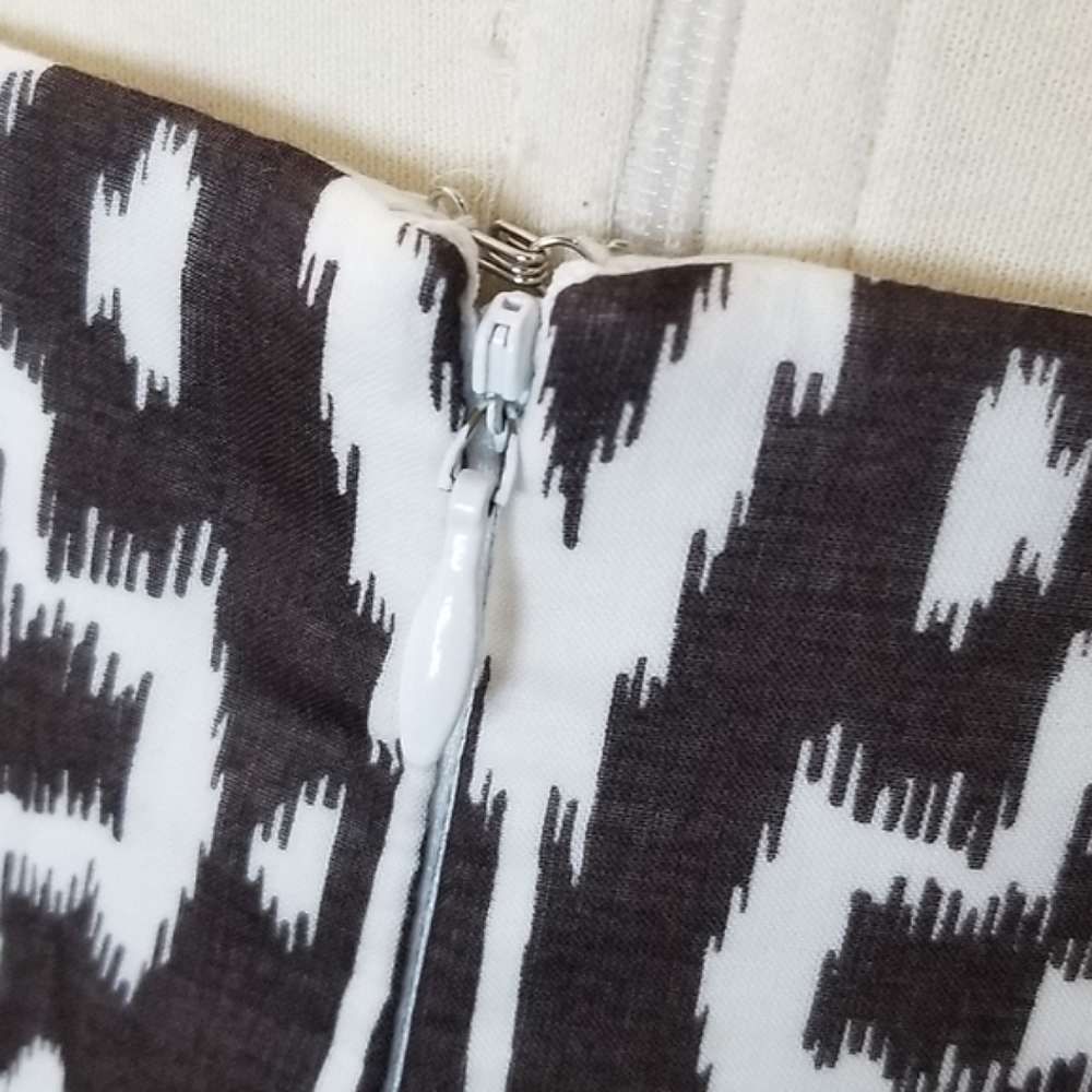 MILLY NY Vintage Brown and White IKAT Print Strapless Cotton Top sz 6 - Picture 8 of 16